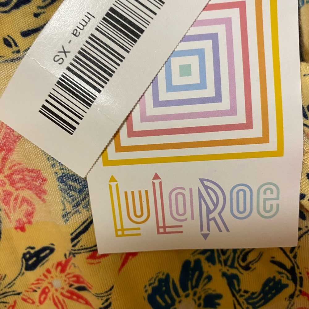 ⚡️FLASH SALE⚡️LuLaRoe Irma Tunic Striped Floral XS - Picture 2 of 4